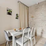 Apartment Near Ile St Louis